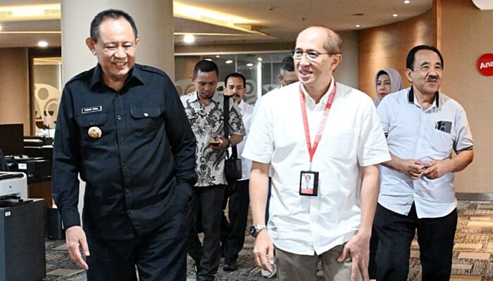 Gubernur Gusnar Lobi AirAsia Buka Rute ke Gorontalo, Dorong Konektivitas dan Ekonomi Daerah