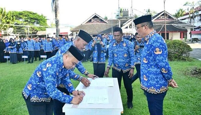 Inovasi Pro-Rakyat! Pemkab Boalemo Permudah Akta Kelahiran Sejak Bayi Lahir