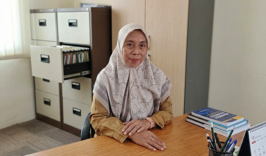 Kisah Inspiratif Susanti Ona, Dari Guru Lapangan hingga Nahkodai SMPN 1 Botupingge