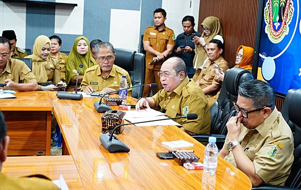 Adhan Dambea akan Polisikan Kontraktor Bandel Penunggak TGR