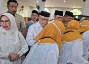 Bupati Sofyan Lepas 161 JCH Kabupaten Gorontalo, Titip Doa untuk Daerah