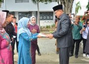 Hardiknas 2026, Gubernur Gusnar Tantang Guru Tak Kalah Cerdas dari AI