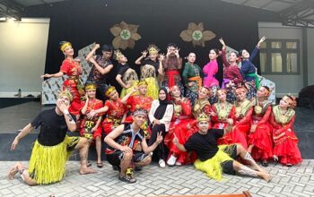 Mahasiswa Sendratasik UNG Tampilkan Ragam Budaya Nusantara dalam Ujian Praktik Tari