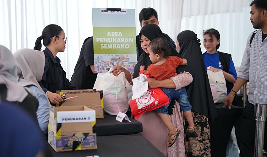 Pertamina Patra Niaga Gelar Pasar Murah di Makassar, Ribuan Paket Sembako Disalurkan For Warga