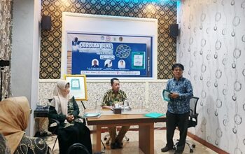 Rekam Jejak Pelayanan Kesehatan Gorontalo Diabadikan Lewat Buku Seabad RSAS