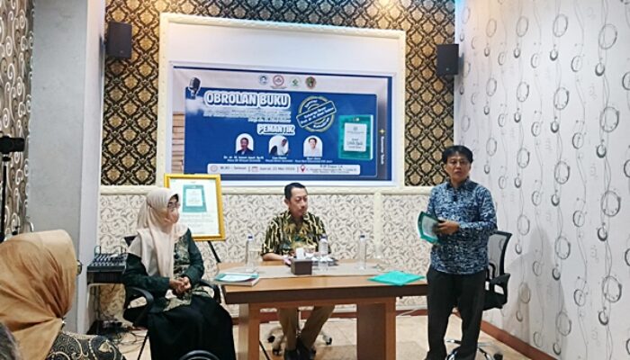 Rekam Jejak Pelayanan Kesehatan Gorontalo Diabadikan Lewat Buku Seabad RSAS
