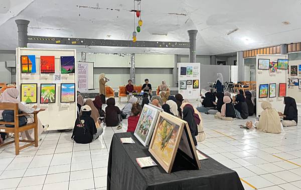 Ru’upia Hilawo Jadi Ruang Kreatif Mahasiswa PGSD UNG Tampilkan Karya Seni
