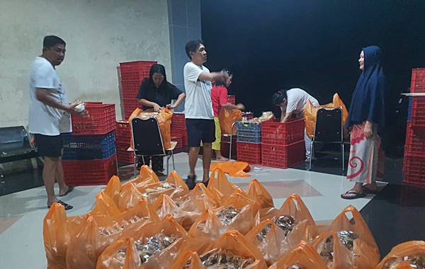 SPPG Desa Windu Gerak Cepat Bantu Korban Banjir di Biau