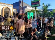Usai Salat Duha, Ribuan Siswa SD-SMP Serbu Masjid untuk Kerja Bakti