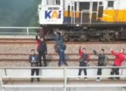 KAI Daop 2 Bandung Larang Masyarakat Masuki Area Terbatas Perekeretaapian Demi Keselamatan