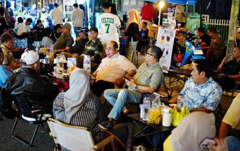 Adhan-Indra Buka Ruang Usaha Baru, Jalan yang Dulu Sepi Kini Ramai Pedagang