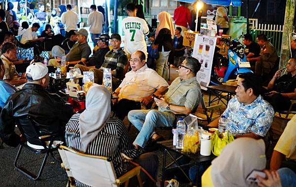 Adhan-Indra Buka Ruang Usaha Baru, Jalan yang Dulu Sepi Kini Ramai Pedagang