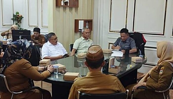 Komisi IV DPRD Kabgor Fasilitasi Penyelesaian Polemik di SDN 15 Tibawa