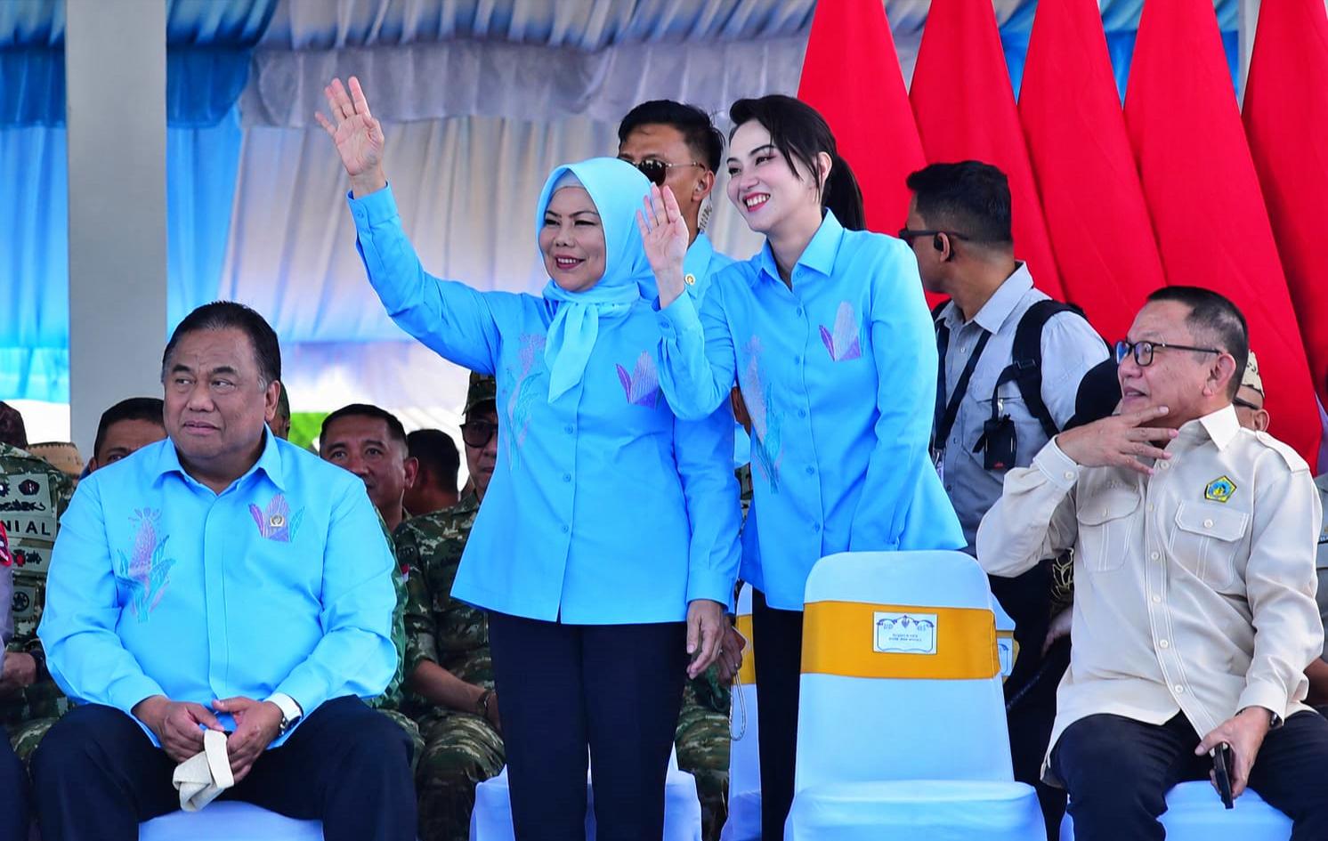 Sherly dan Idah Hangatkan Puncak PENAS XVII, Peserta Antusias Sambut Sapaan Dua Tokoh Perempuan