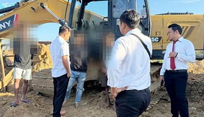 Tiga Terduga Pelaku PETI Diamankan, Satu Excavator Disita Polres Pohuwato