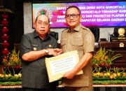 Adhan Pasang Target Ekonomi Tembus 5,9 Persen pada 2027