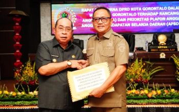 Adhan Pasang Target Ekonomi Tembus 5,9 Persen pada 2027