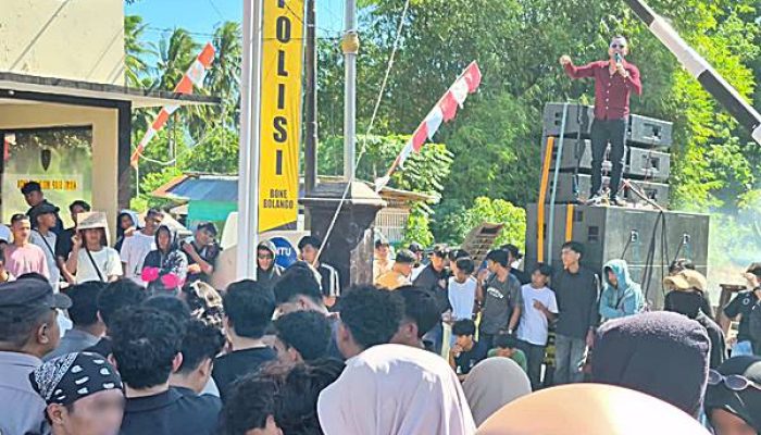 Aliansi Penambang dan Mahasiswa Geruduk Polres Bonbol, Tuntut Kepastian Hukum Batu Gergaji
