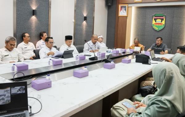 Ditolak Pemprov, Disetujui Kemendikdasmen_ Langkah Adhan Majukan Pendidikan Tuai Apresiasi