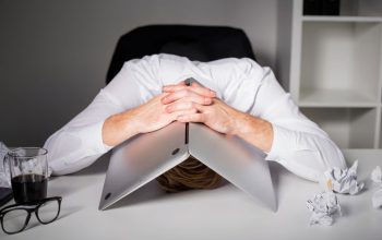 Financial Burnout: Saat Capek Cari Uang Tapi Saldo Tabungan Tidak Bertambah