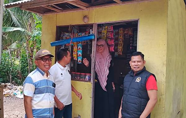 Komisi IV Deprov Tinjau Penyaluran Bantuan UEP di Limboto Barat