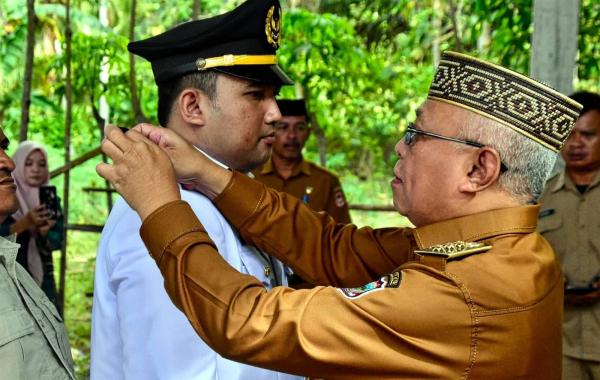 Pelantikan Pj Kades Botumoputi, Bupati Sofyan Tekankan Pelayanan dan Persiapan Pilkades 2027