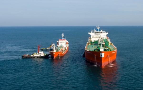 Pertamina Patra Niaga Operasikan STS Kolonodale, Perkuat Jalur Distribusi B50 hingga Malut