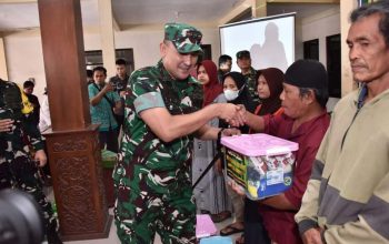 Dari Edukasi Kesehatan – Bantuan Sembako, TMMD ke-129 Kodim 0726/Sukoharjo Hadir untuk Warga