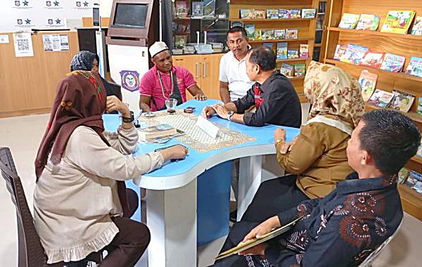 Dinas Arpus Provinsi Gorontalo Fasilitasi Riset Bahasa Polahi di Perpustakaan H.B. Jassin