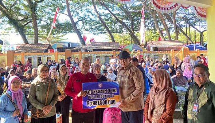 Pemprov Kucurkan Bantuan UMKM Rp987,5 Juta, Dorong Pelaku Usaha Naik Kelas