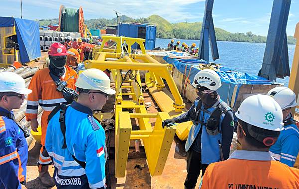 Terangi Pulau Dudepo, PLN Berhasil Energize Kabel Laut 20 kV Sepanjang 1,86 Kilometer