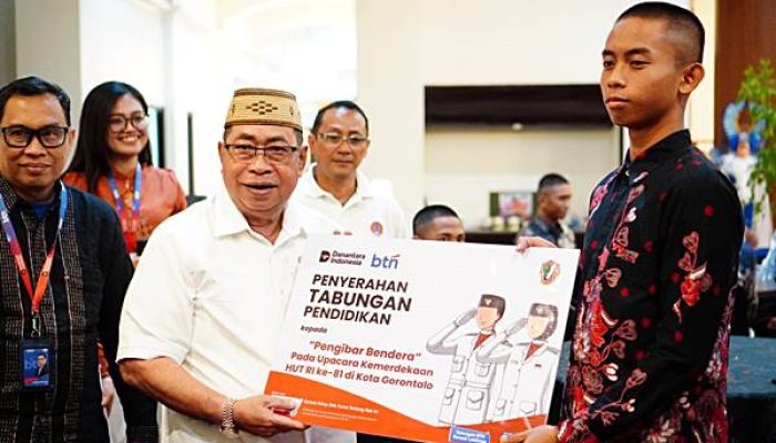 Tugas Tuntas, Paskibraka Kota Gorontalo Diguyur Bonus Adhan dan BTN