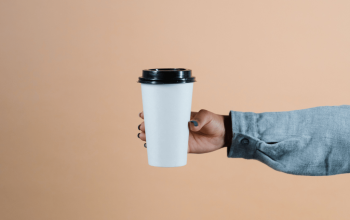 Ngopi dan Ngemil Lebih Hemat, Ada Promo QRIS neobank hingga 50% di Kenangan Brands