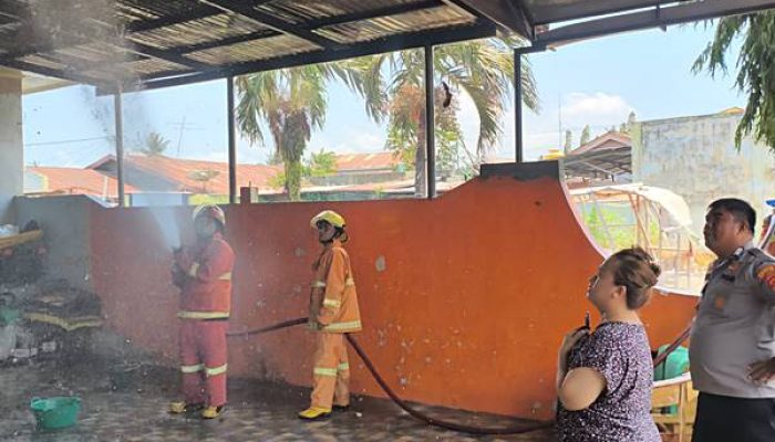 Call Center 110 Terima Laporan Kebakaran di Dungingi, Polisi Langsung Bergerak
