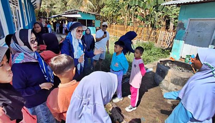 GARNITA NasDem Gorontalo Gerakan Restorasi Kakus, Sulap Toilet Sekolah Jadi Kinclong