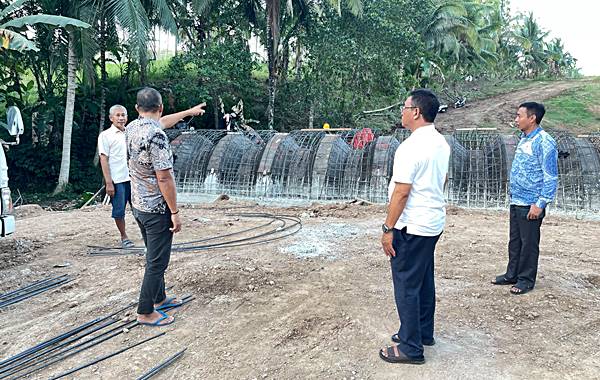 Rum Pagau Targetkan Penimbunan Jalan Polohungo-Tanah Putih Rampung Agustus