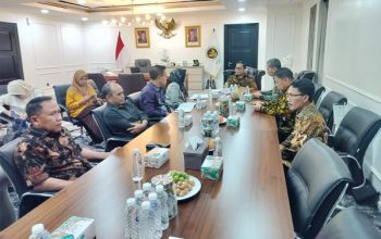 Kawal Embarkasi Haji Gorontalo, Kabag TU Kemenhaj dan Komisi III Deprov Temui Sekjen di Jakarta