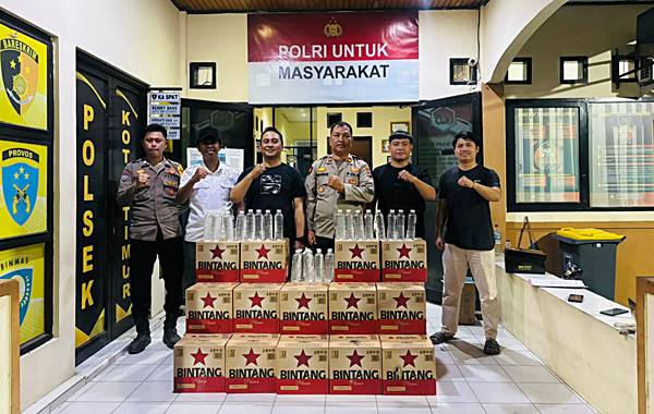 Polsek Kota Timur Sita 29 Dus Bir dan 24 Botol Cap Tikus dari Padebuolo