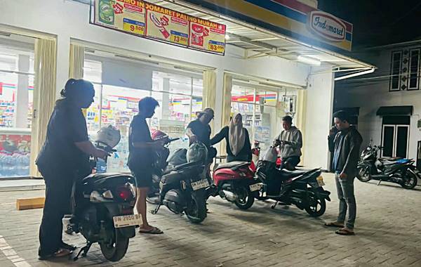 Terbongkar! IRT Asal Molosifat W Diduga Ngutil Berulang Kali di Minimarket