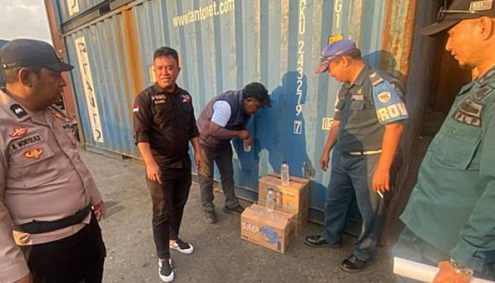 Tiga Kardus Cap Tikus Ditinggal di Dermaga, Polisi Gagalkan Dugaan Pengiriman ke Luwuk