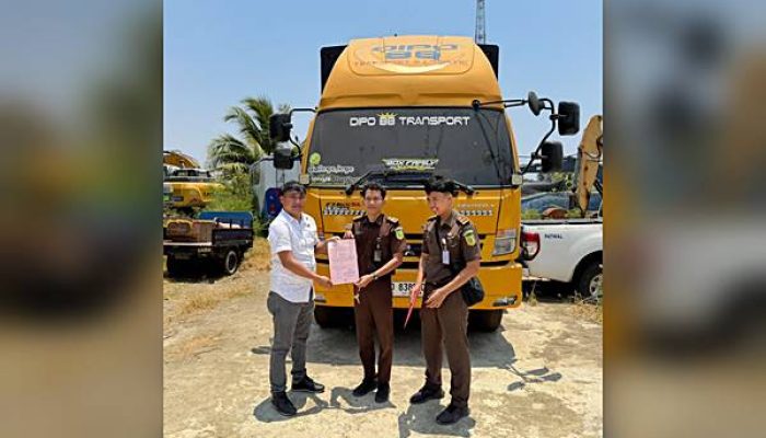 Tiga Tersangka Solar Subsidi Dilimpahkan ke Kejari Pohuwato