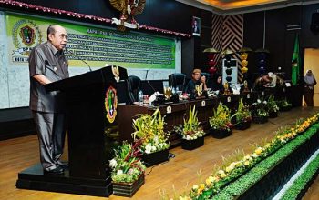 Adhan Dambea Patok Pendapatan 2027 Rp1,035 Triliun, Naik 0,02 Persen