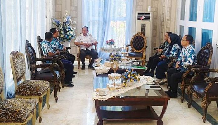 BMKG Beri Sinyal Perubahan Cuaca, Gusnar Dorong Kesiapsiagaan Dini