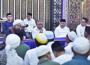 Kajian Ustaz Derry Sulaiman, Bupati dan Jajaran Pemkab Gorontalo Perkuat Ukhuwah Kajian Ustaz Derry Sulaiman, Bupati dan Jajaran Pemkab Gorontalo Perkuat Ukhuwah