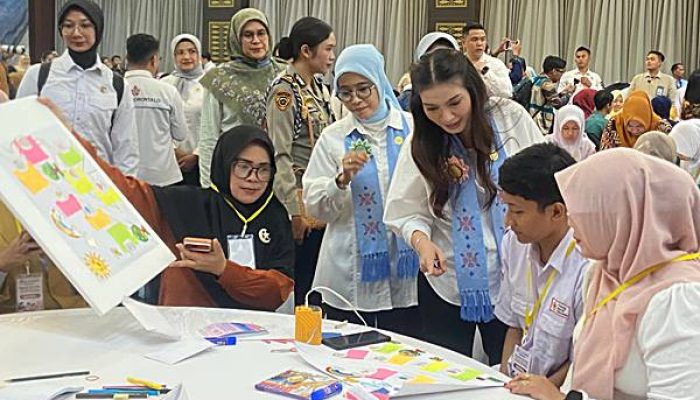 Perkuat Komunikasi dalam Keluarga, Selvi Gibran Ajak Orang Tua Jadi Sahabat Anak