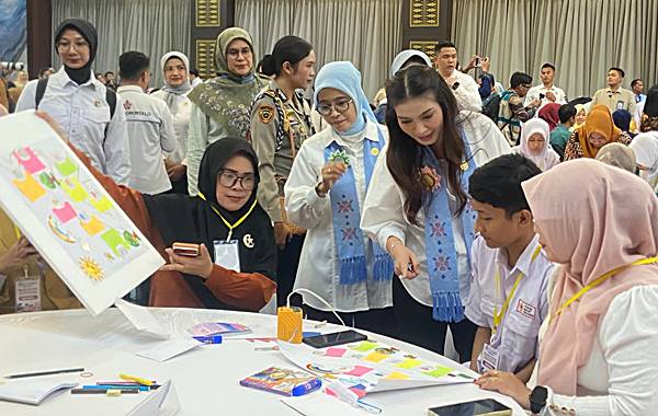 Perkuat Komunikasi dalam Keluarga, Selvi Gibran Ajak Orang Tua Jadi Sahabat Anak