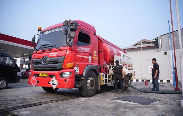 Pertamina Patra Niaga Tambah Armada BBM di Sulut, Mobil Tangki Perbantuan Dikerahkan