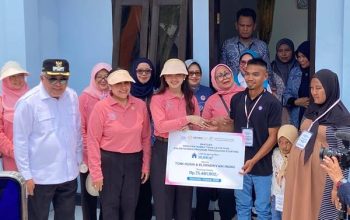 Selvi Ananda Resmikan Lima Rumah Keluarga Berisiko Stunting Selvi Ananda Resmikan Lima Rumah Keluarga Berisiko Stunting
